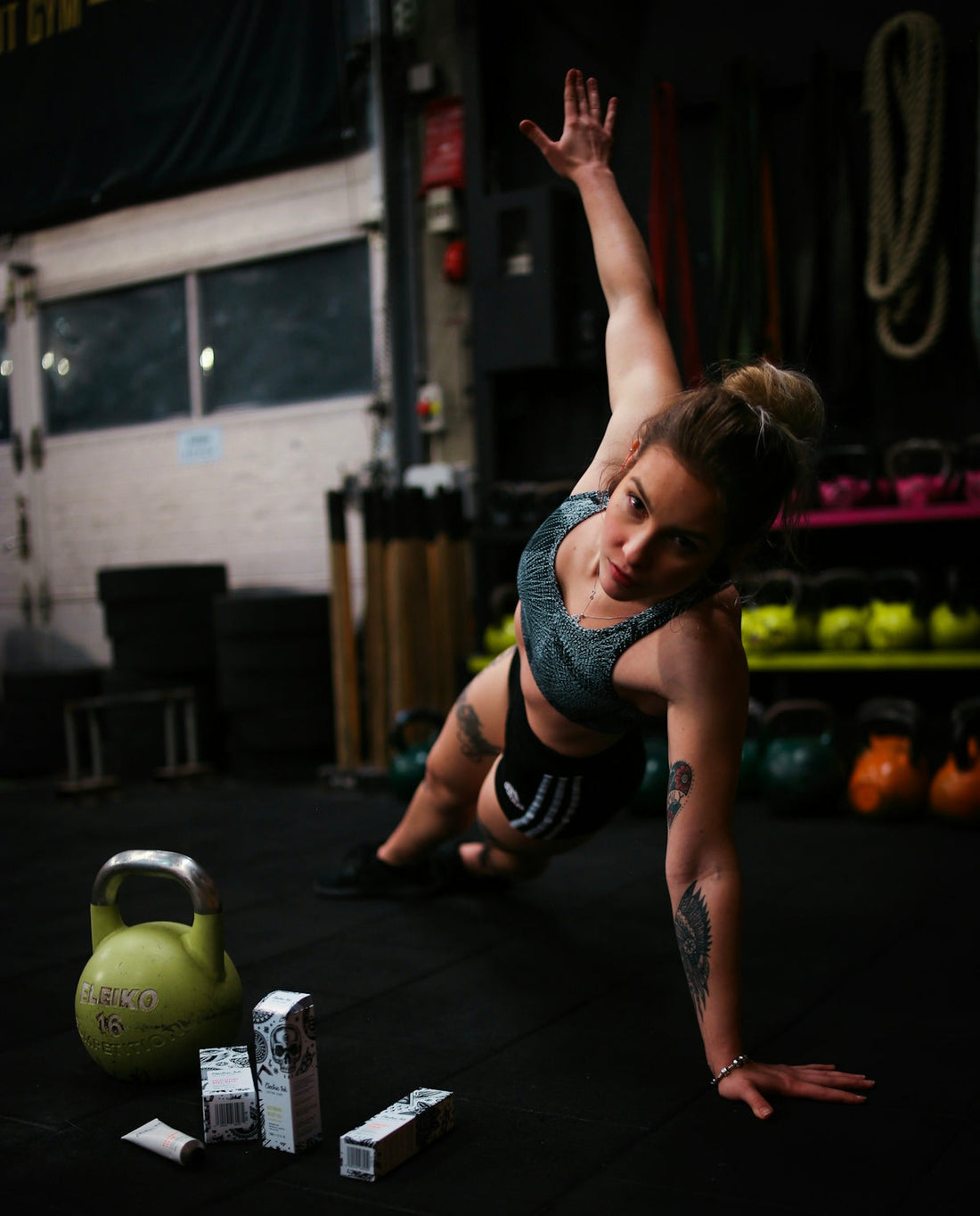 woman exercising in gym creatine monohydrate for workout performance